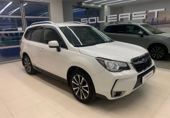 Подержанный автомобиль Subaru Forester Suv 2018 года (3 фото)