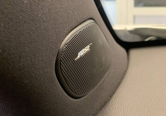 Подержанный автомобиль Cadillac SRX 2014 года (21 фото)