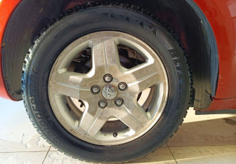 Подержанный автомобиль Dodge Avenger Sedan 2007 года (15 фото)