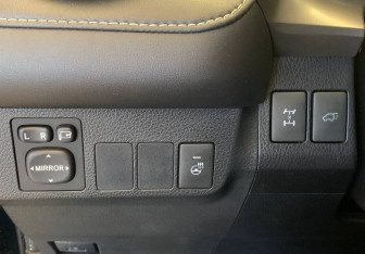 Подержанный автомобиль Toyota RAV4 2019 года (17 фото)