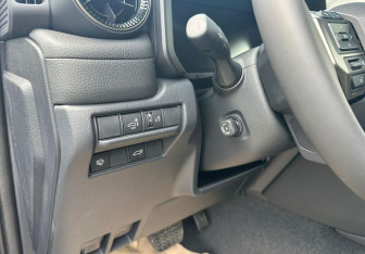 Новый Toyota Land Cruiser Suv 2025 (6 фото)