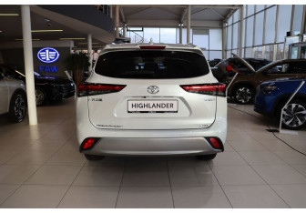 Новый Toyota Highlander 2025 (5 фото)