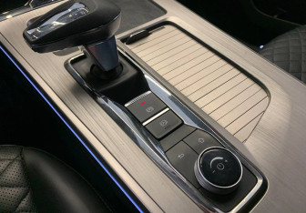 Подержанный автомобиль Exeed TXL 2022 года (19 фото)