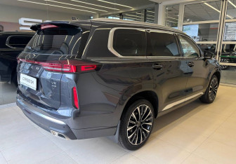 Подержанный автомобиль Exeed VX 2022 года (4 фото)