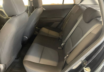 Подержанный автомобиль Hyundai Creta 2017 года (10 фото)