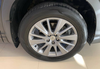 Подержанный автомобиль Toyota Highlander 2014 года (15 фото)