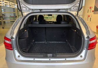 Подержанный автомобиль LADA (ВАЗ) Vesta Wagon 2021 года (8 фото)