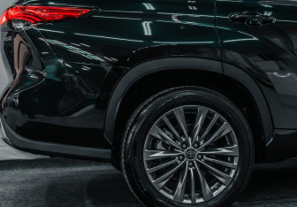 Новый Toyota Highlander 2024 (8 фото)