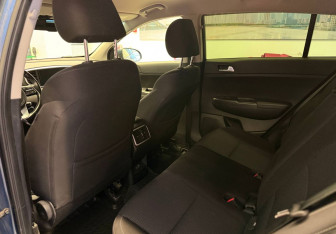 Подержанный автомобиль Kia Sportage 2020 года (9 фото)