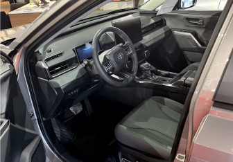 Новый Toyota RAV4 2026 (17 фото)