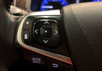 Подержанный автомобиль Toyota Camry Sedan 2017 года (15 фото)