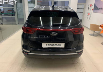 Подержанный автомобиль Kia Sportage 2019 года (5 фото)