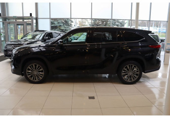 Новый Toyota Highlander 2026 (8 фото)