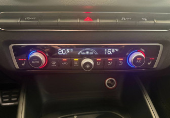Подержанный автомобиль Audi A3 Sedan 2015 года (12 фото)