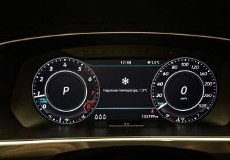 Подержанный автомобиль Volkswagen Tiguan 2017 года (11 фото)