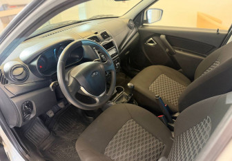 Подержанный автомобиль LADA (ВАЗ) Granta Sedan 2023 года (13 фото)