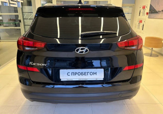 Подержанный автомобиль Hyundai Tucson 2018 года (5 фото)