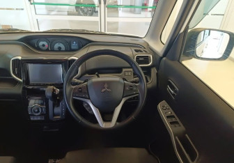 Подержанный автомобиль Mitsubishi Delica D:2 Microvan 2020 года (8 фото)