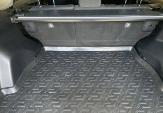 Подержанный автомобиль Toyota RAV4 2020 года (7 фото)