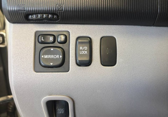 Подержанный автомобиль Mitsubishi Pajero Sport 2010 года (20 фото)