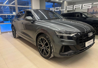 Подержанный автомобиль Audi Q8 2019 года (3 фото)