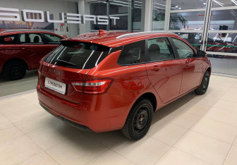 Подержанный автомобиль LADA (ВАЗ) Vesta Wagon 2020 года (4 фото)