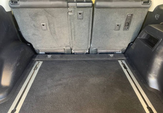 Подержанный автомобиль Toyota Land Cruiser Prado 2018 года (8 фото)