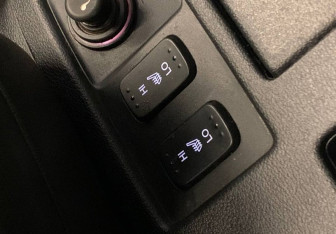 Подержанный автомобиль Honda CR-V 2014 года (20 фото)