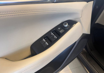 Подержанный автомобиль Mazda 6 Sedan 2019 года (19 фото)