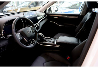 Новый Toyota Highlander 2026 (8 фото)