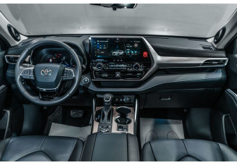 Новый Toyota Highlander 2025 (23 фото)