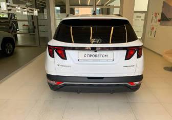 Подержанный автомобиль Hyundai Tucson 2022 года (5 фото)