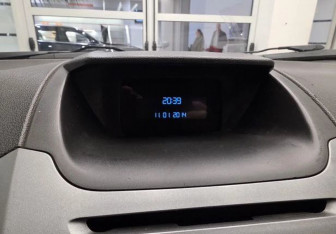 Подержанный автомобиль Ford EcoSport 2015 года (15 фото)