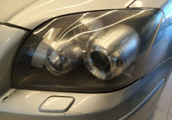 Подержанный автомобиль Toyota Avensis Wagon 2006 года (13 фото)