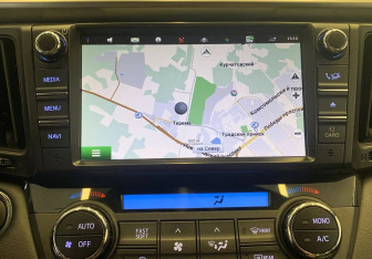 Подержанный автомобиль Toyota RAV4 2017 года (28 фото)