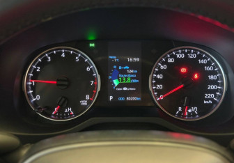 Подержанный автомобиль Toyota RAV4 2020 года (9 фото)