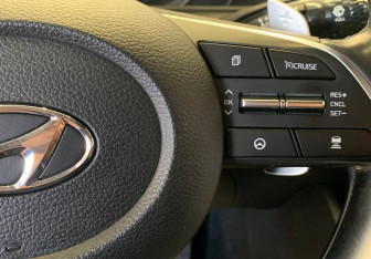 Подержанный автомобиль Hyundai Sonata 2019 года (23 фото)