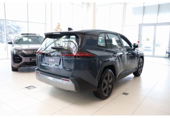 Новый Toyota RAV4 2026 (8 фото)