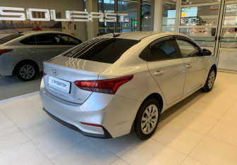 Подержанный автомобиль Hyundai Solaris Sedan 2017 года (4 фото)