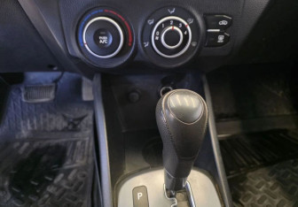 Подержанный автомобиль Kia Rio Sedan 2013 года (19 фото)