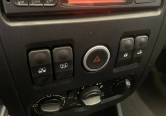 Подержанный автомобиль LADA (ВАЗ) Largus Wagon 2018 года (17 фото)