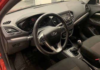 Подержанный автомобиль LADA (ВАЗ) Vesta Wagon 2020 года (14 фото)