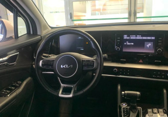 Подержанный автомобиль Kia Sportage 2024 года (8 фото)