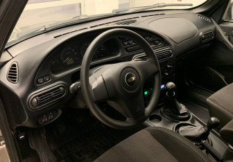 Подержанный автомобиль Chevrolet Niva 2018 года (14 фото)