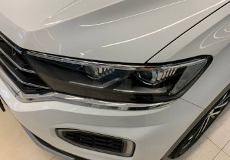 Подержанный автомобиль Volkswagen T-Roc 2020 года (15 фото)