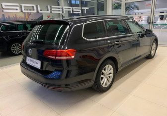 Подержанный автомобиль Volkswagen Passat Wagon 2018 года (4 фото)