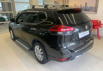 Подержанный автомобиль Nissan X-Trail 2019 года (6 фото)