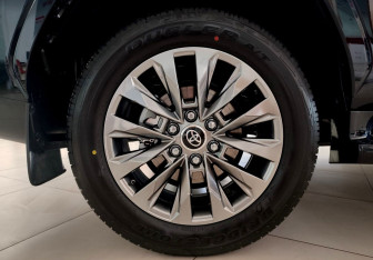 Новый Toyota Land Cruiser Suv 2026 (8 фото)
