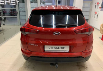 Подержанный автомобиль Hyundai Tucson 2016 года (5 фото)