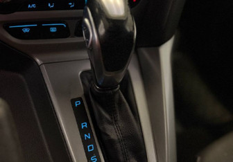 Подержанный автомобиль Ford Focus Hatchback 2013 года (19 фото)